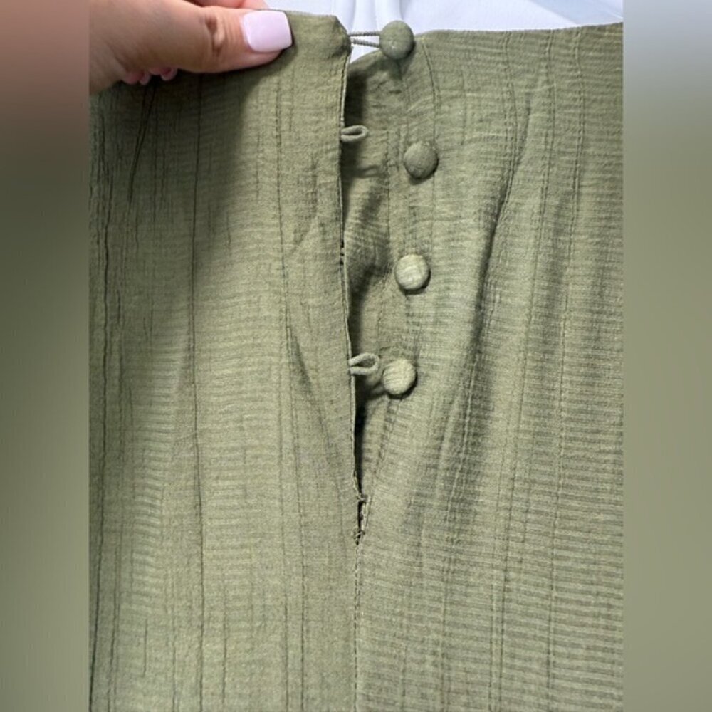 Veiled Mila Tiered Dress Olive Green size S - Picture 10 of 13